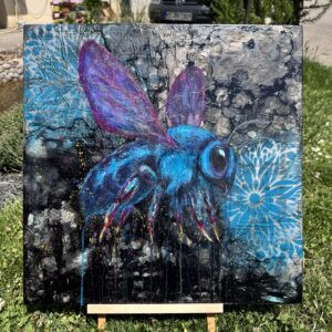 Bee blue